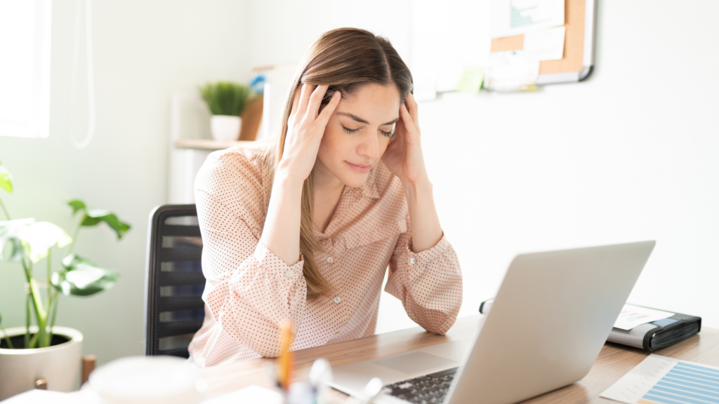 Progesteron_Burnout_Erschöpfung_Nebenniere_Nebennierenschwäche_Heilpraktikerin_Bochum_TCM